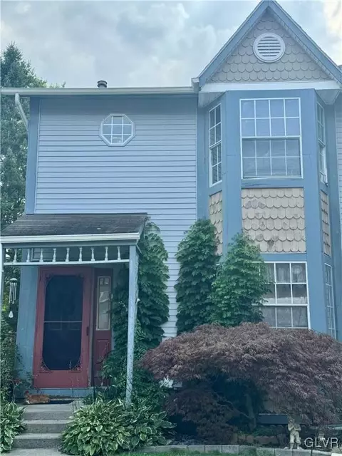 106 Commonwealth Dr, Bethlehem, PA 18020
