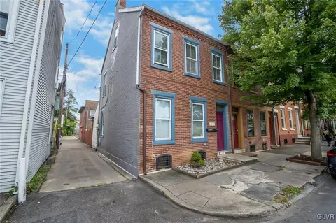 1012 W Chew St, Allentown, PA 18102