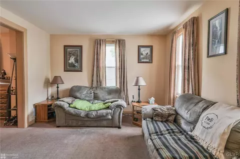 634 Spring St, Bethlehem, PA 18018 photo 5