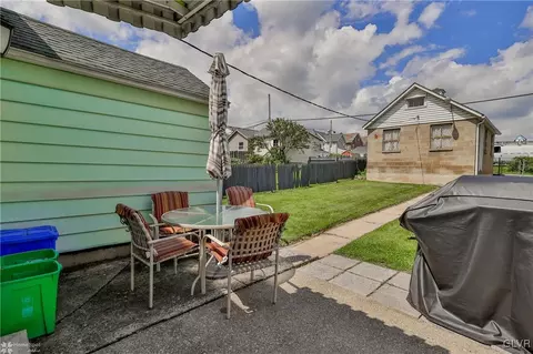 634 Spring St, Bethlehem, PA 18018 photo 46