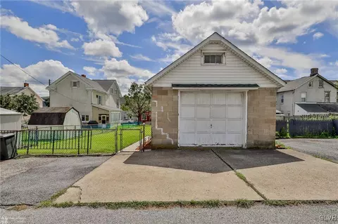 634 Spring St, Bethlehem, PA 18018 photo 39