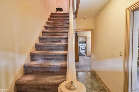 634 Spring St, Bethlehem, PA 18018 photo 4