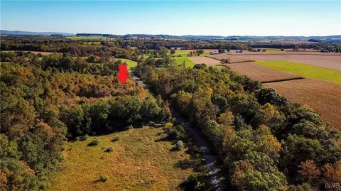 7826 Fort Everett Rd, Lynn Twp, PA 18066