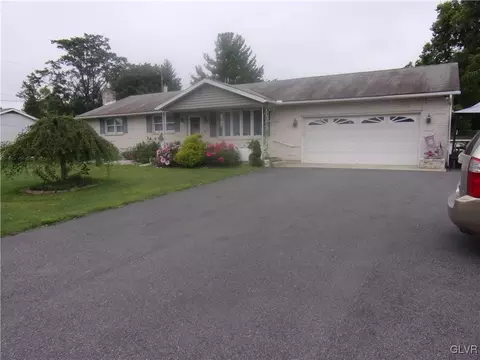 3920 Mechanicsville Rd, Whitehall, PA 18052
