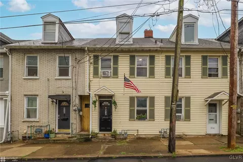 512 W Berwick St, Easton, PA 18042