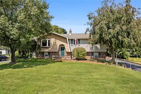 1821 Minesite Rd, Allentown, PA 18103