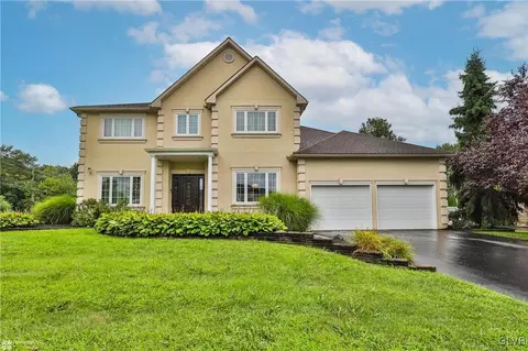 2740 Destiny Ln, Forks Twp, PA 18040