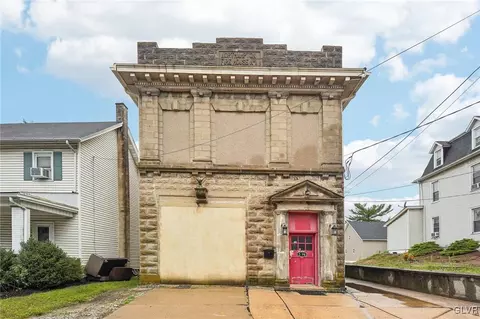 2494 Main St, Bethlehem, PA 18017 photo 3
