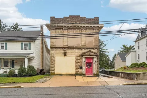 2494 Main St, Bethlehem, PA 18017