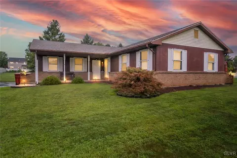 110 Wynnwood Ln E, Forks Twp, PA 18040