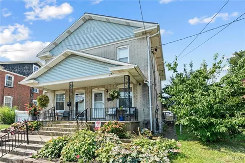 305 Berks St, Palmer Township, PA 18045