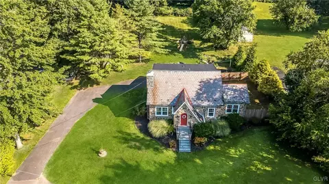 5761 Blue Church Rd, Coopersburg, PA 18036