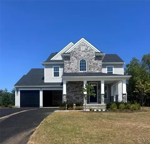 684 Rinaldi Ln #W-185, Forks Twp, PA 18040