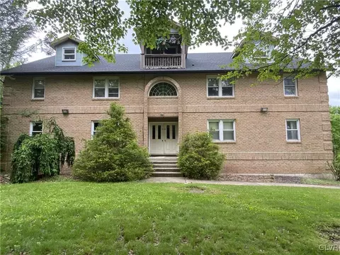 1361 Lizard Creek Rd, Lehighton, PA 18235