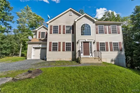 1037 Bear Swamp Rd, East Stroudsburg, PA 18302