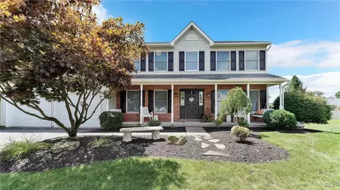 6677 Windermere Ct, Allentown, PA 18104