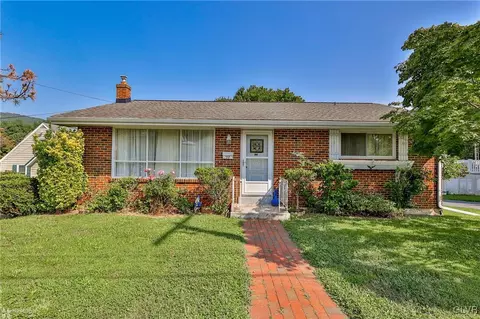 97 Hess Ave, Hellertown, PA 18055