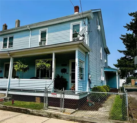 118 W White St, Summit Hill, PA 18250