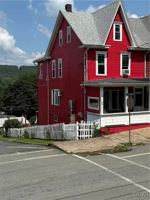 301 E Abbott St, Lansford, PA 18232