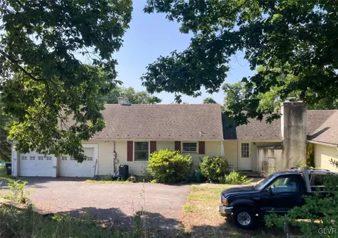 2820 Morgan Hill Rd, Williams Twp, PA 18042