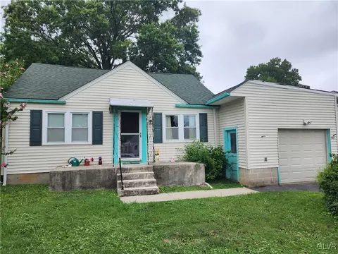 2625 Eldridge Ave, Palmer Township, PA 18045