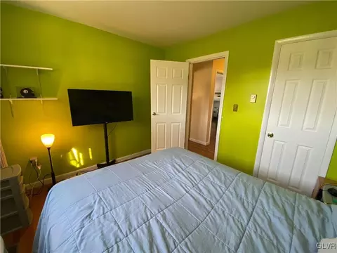 5646 Mohawk Dr, Bethlehem, PA 18017 photo 24