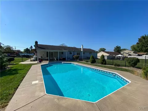 5646 Mohawk Dr, Bethlehem, PA 18017 photo 39