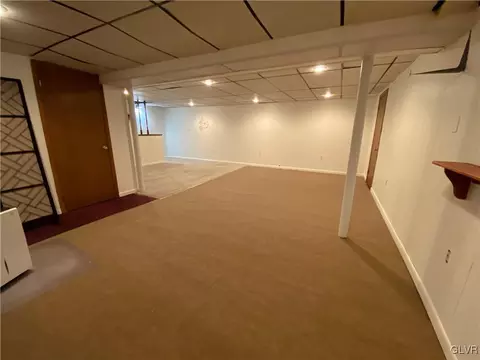5646 Mohawk Dr, Bethlehem, PA 18017 photo 31