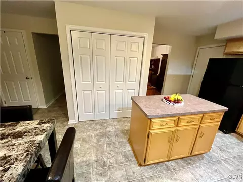 2534 Williams Rd, Bath, PA 18014 photo 14