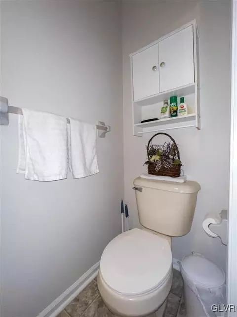 2534 Williams Rd, Bath, PA 18014 photo 17