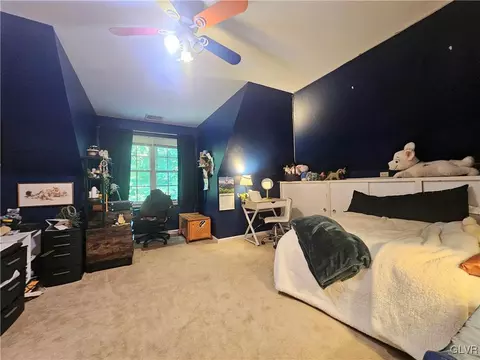 170 Pine Manor Dr, Hellertown, PA 18055 photo 39