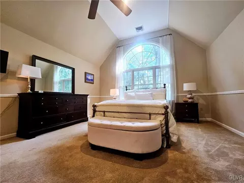 170 Pine Manor Dr, Hellertown, PA 18055 photo 31