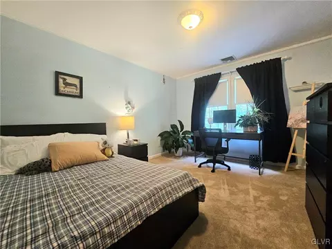 170 Pine Manor Dr, Hellertown, PA 18055 photo 37