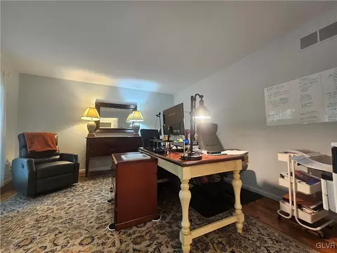 170 Pine Manor Dr, Hellertown, PA 18055 photo 21