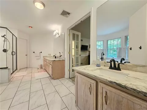 170 Pine Manor Dr, Hellertown, PA 18055 photo 35