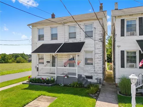 214 E 24th St, Northampton, PA 18067