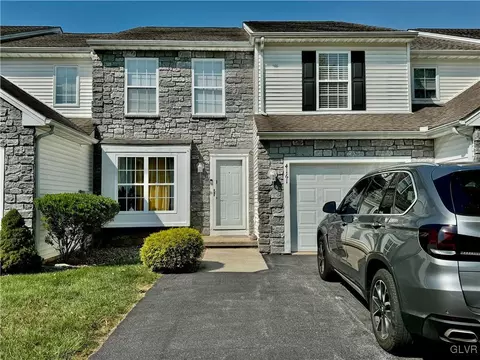 4161 Ross Rd, Bethlehem, PA 18020