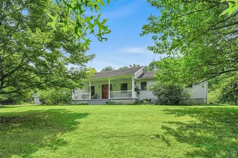 46 Timber Ln, New Ringgold, PA 17960