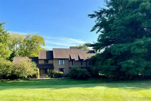 3615 Fox Run Dr, Allentown, PA 18103