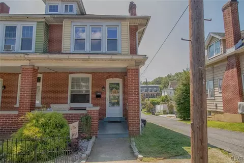 75 Greenwich St, Bethlehem City, PA 18018