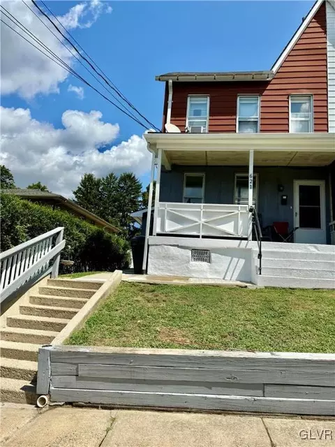 621 Sherman St, Allentown, PA 18109