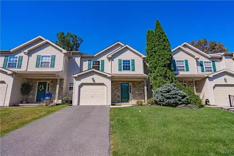 4133 Rexford Dr, Bethlehem, PA 18020