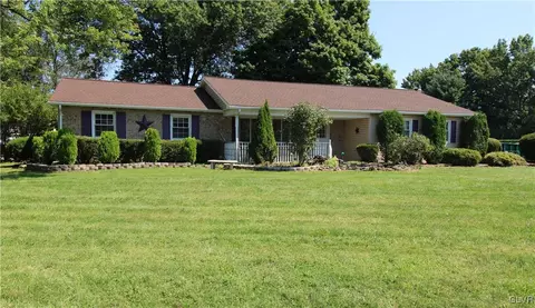 4171 Wellington Dr, Bethlehem, PA 18020