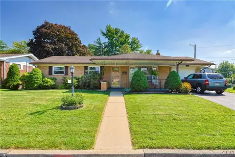 126 W Lynnwood St, Allentown, PA 18103