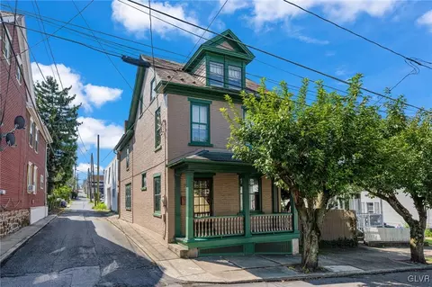 18 E Goepp St, Bethlehem, PA 18018 photo 2