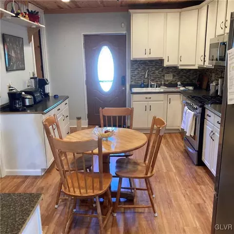 2131 Main St, Bethlehem, PA 18017 photo 7