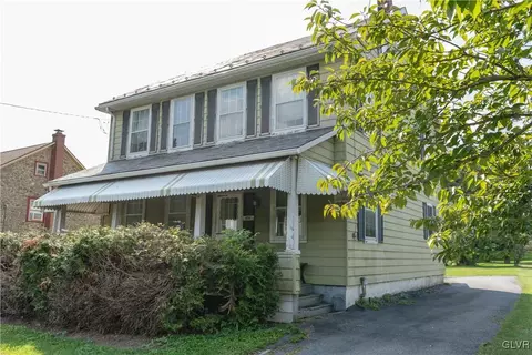 635 Blue Mountain Dr, Cherryville, PA 18035