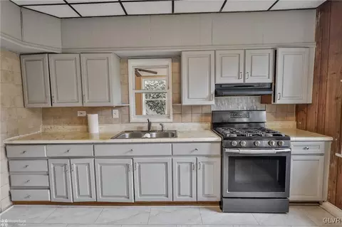 128 E Goepp St, Bethlehem, PA 18018 photo 12