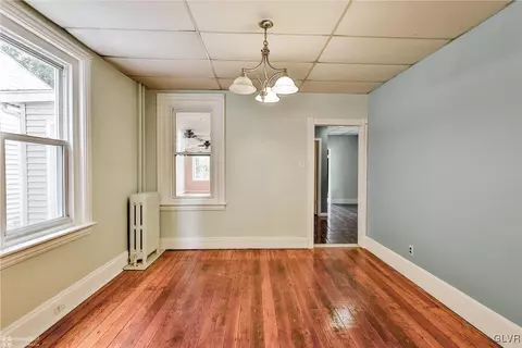 128 E Goepp St, Bethlehem, PA 18018 photo 6