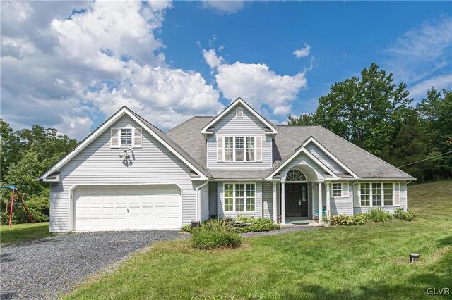 731 Glen Ln, Stroudsburg, PA 18360